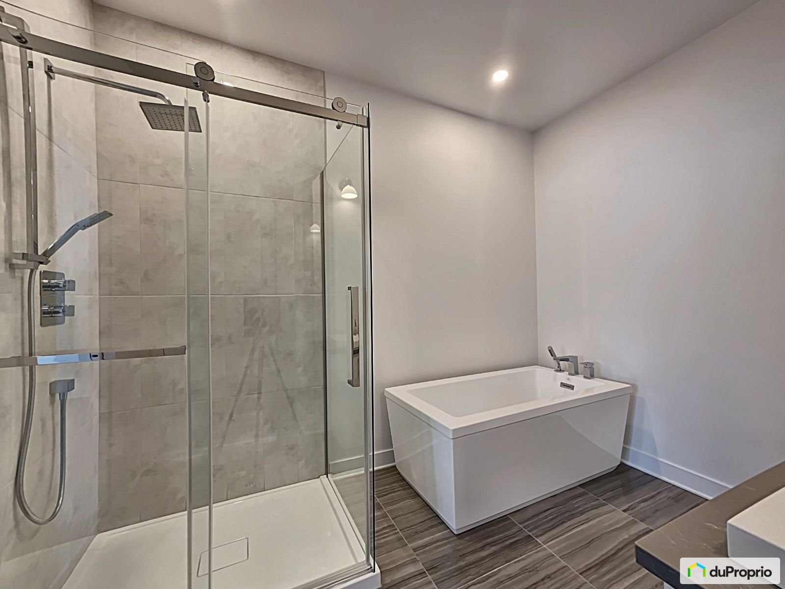 condo-bromont-1600-13571264