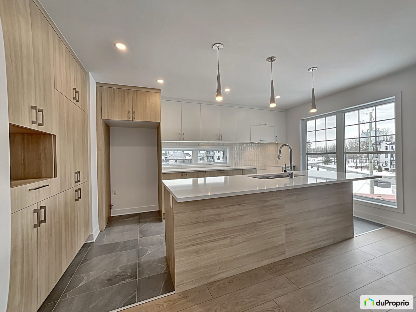 condo-bromont-1600-13571468